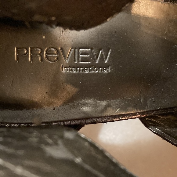 Metallic Heels with zipper on the front - Picture 5 of 6